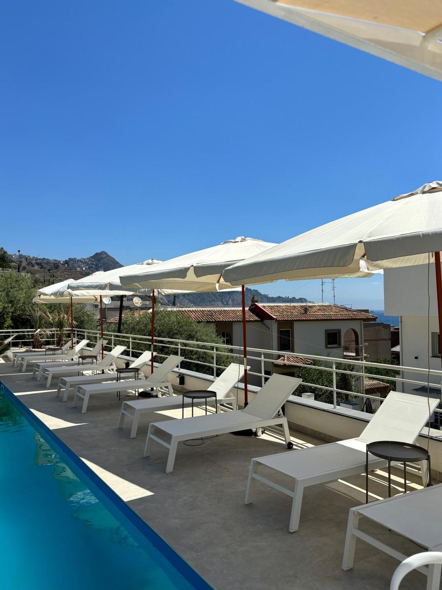 جيارديني ناكسوس Ig - "Villa Don Antonio" Apartments المظهر الخارجي الصورة